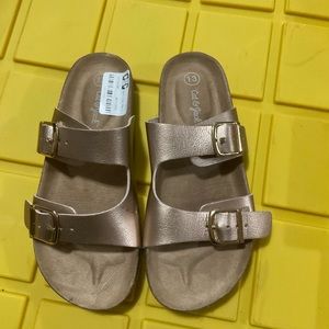 Gold, sandals, cat, and jack